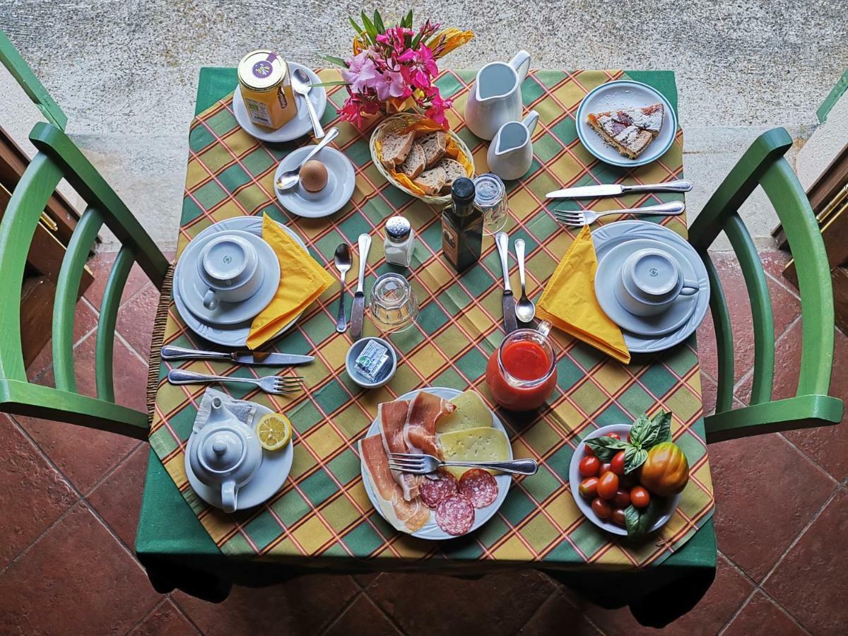 Agriturismo Al Podere Di Rosa 루카 외부 사진